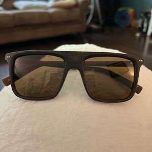 Prive Revaux “The Ollie” Polarized‎ Brown Square Sunglasses.